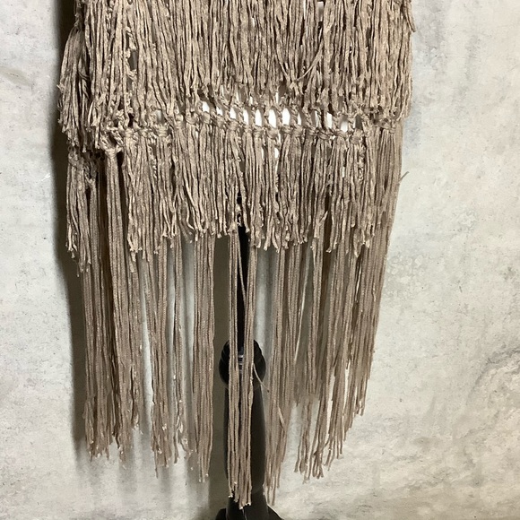 🍒 FRINGE VEST CROCHET NET MIDI DUDSTER BOHO CHIC TAN BOHEMIAN COUTURE COVER - Picture 3 of 9